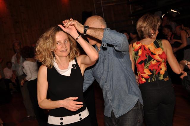 min 2010 03 28 station danse 319